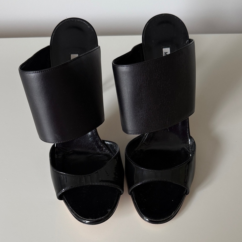 NEW w/Tags Manolo Blahnik Elegant Black Women's Heels Size 41EU | 10US - Picture 4 of 9